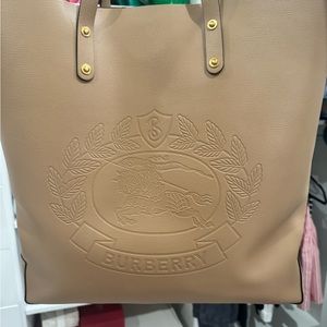 Burberry vertical tote
